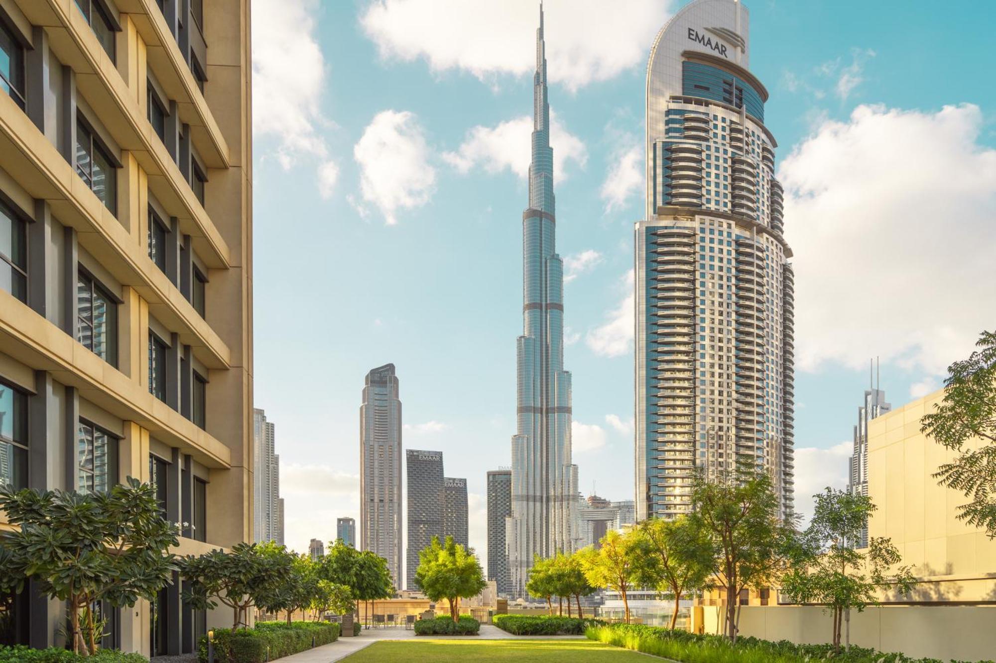 Prime Retreats @ Burj Royale By Emaar Apartment Дубай Екстериор снимка