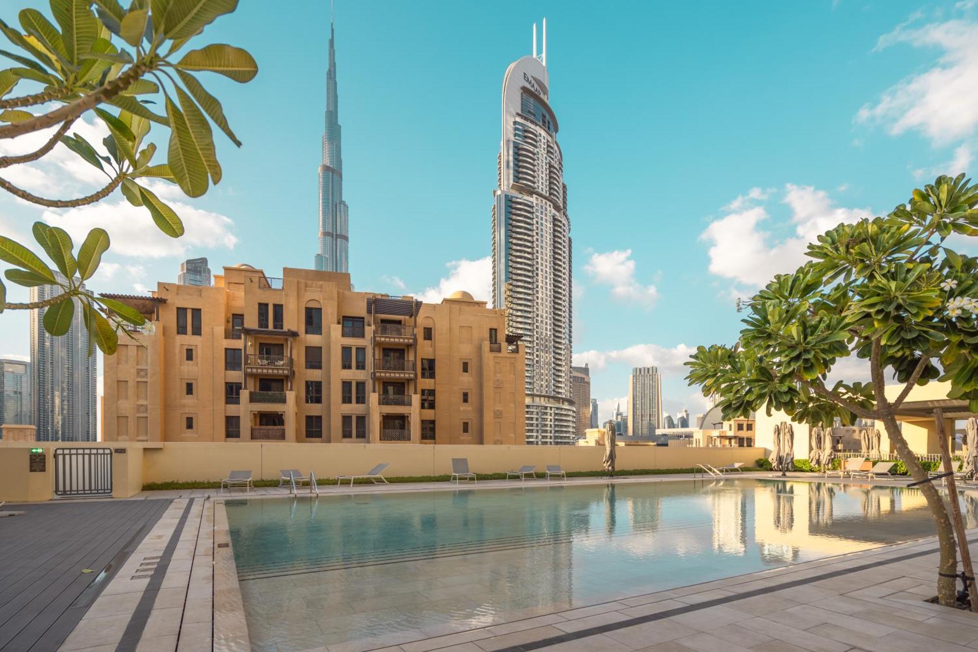 Prime Retreats @ Burj Royale By Emaar Apartment Дубай Екстериор снимка