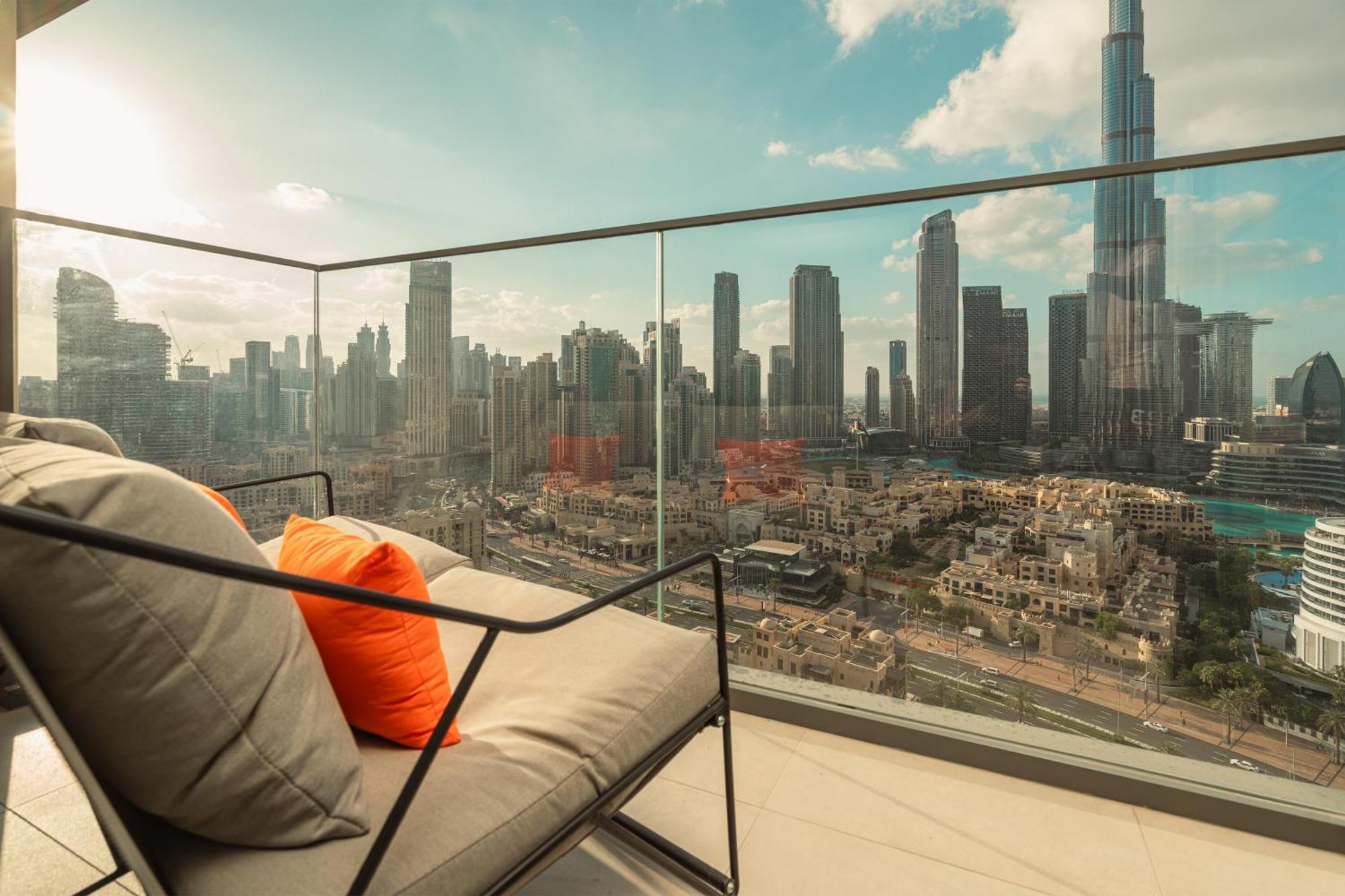 Prime Retreats @ Burj Royale By Emaar Apartment Дубай Екстериор снимка
