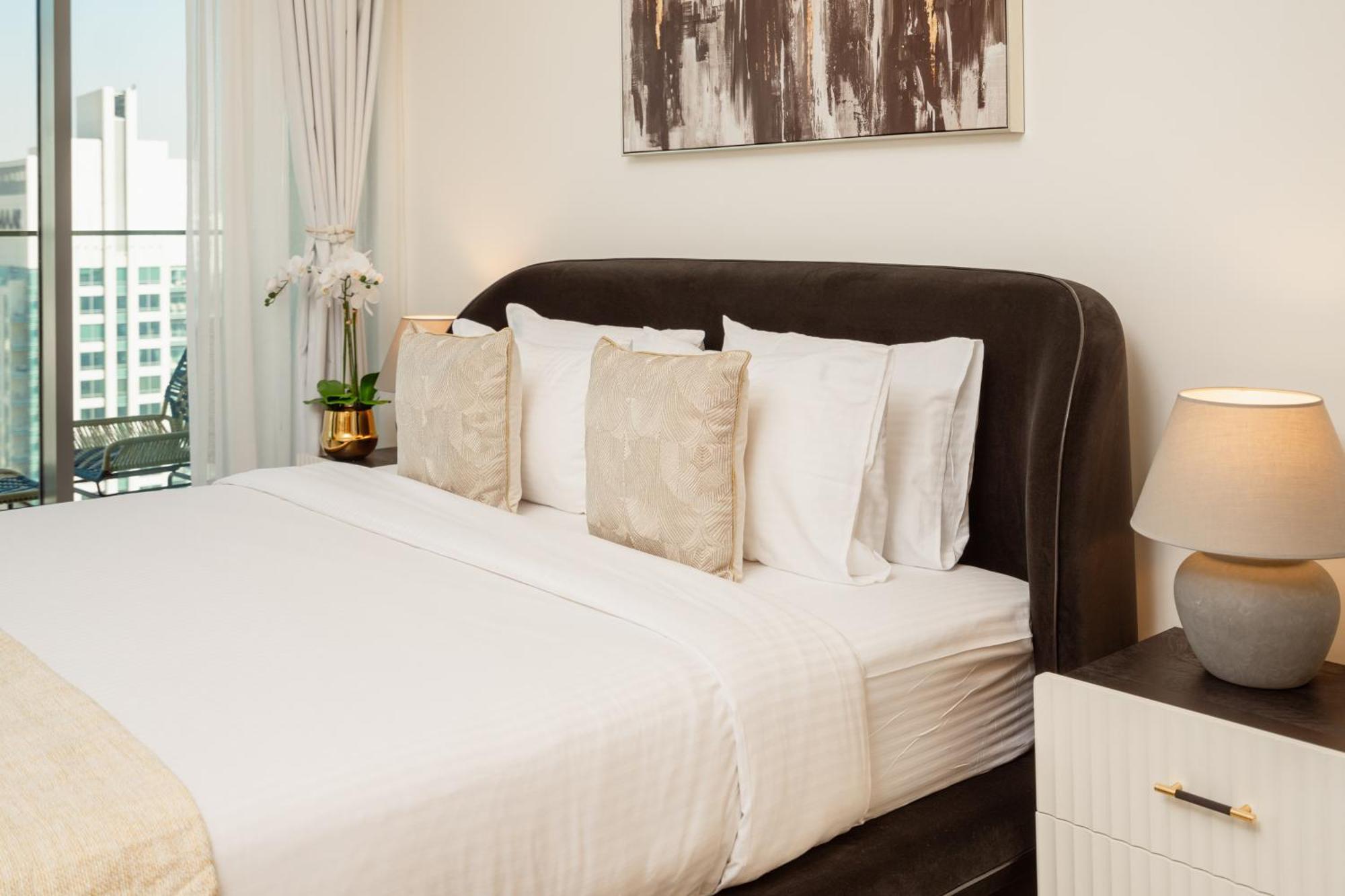 Prime Retreats @ Burj Royale By Emaar Apartment Дубай Екстериор снимка
